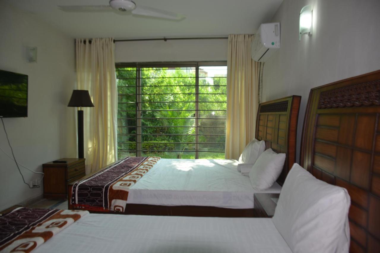 The Travelers Den Hotel Islamabad Exterior foto