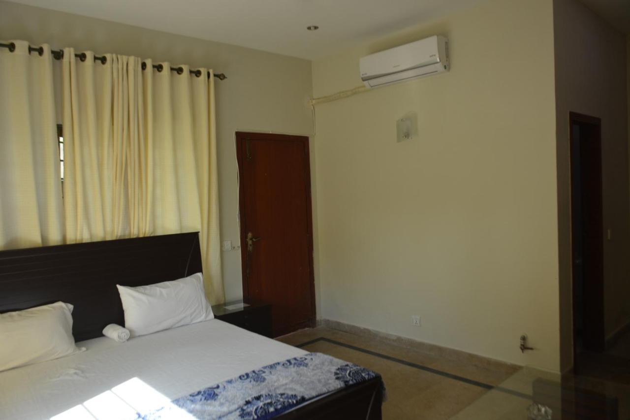The Travelers Den Hotel Islamabad Exterior foto